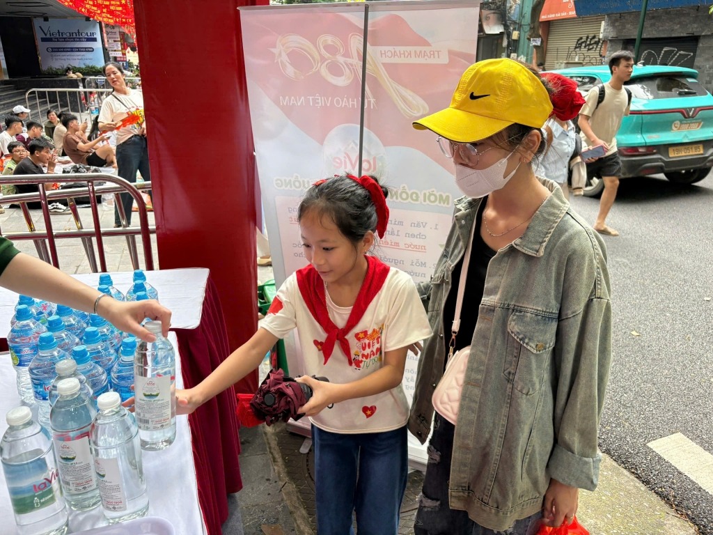 Các điểm trạm cũng sẽ đóng vai trò như “điểm kết nối” nổi bật để người dân có thể dễ dàng định vị, tìm kiếm thông tin hữu ích khi cần sự giúp đỡ.