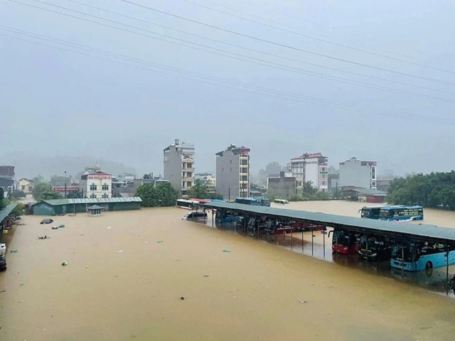 Bến xe Hà Giang sáng 1/10.