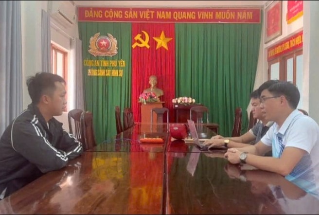 Phạm An Định tại cơ quan điều tra.