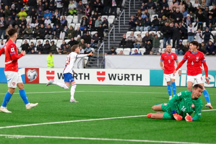 Hanus Sørensen đã ghi bàn thắng đầu tiên trong trận đấu giữa Quần đảo Faroe và Cộng hòa Séc. Ảnh:
Portal.fo