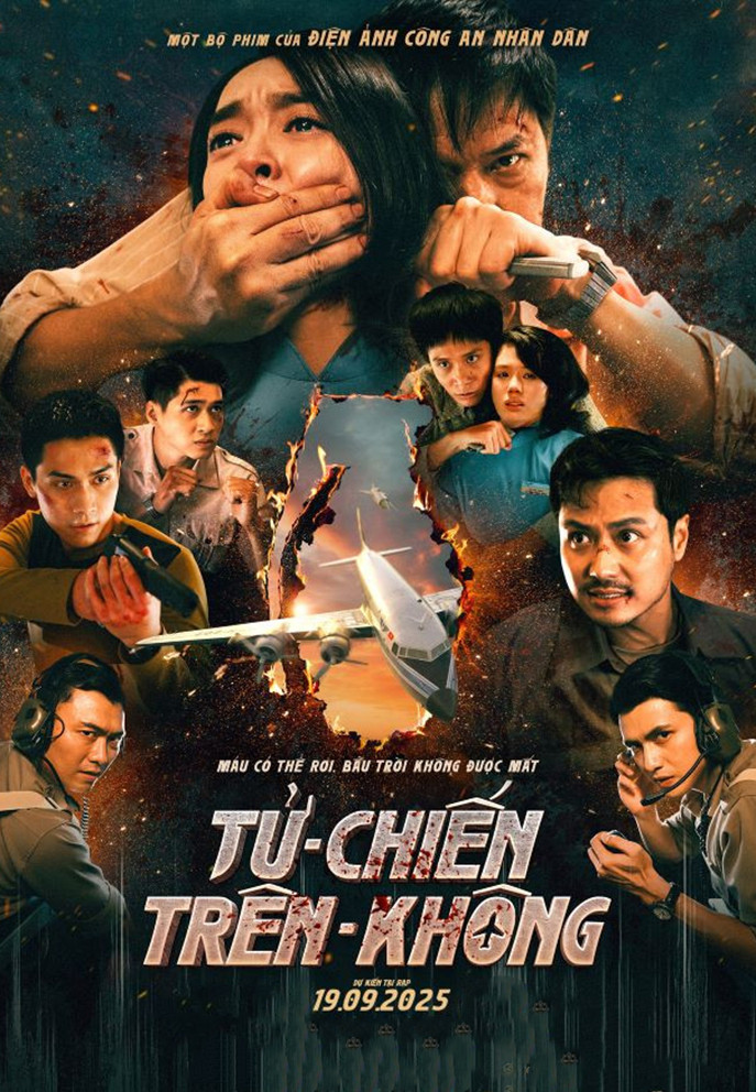Phim "Tử chiến trên không" ra rạp giữa thời điểm "Mưa đỏ" vẫn đang giữ sức hút rất lớn. 
