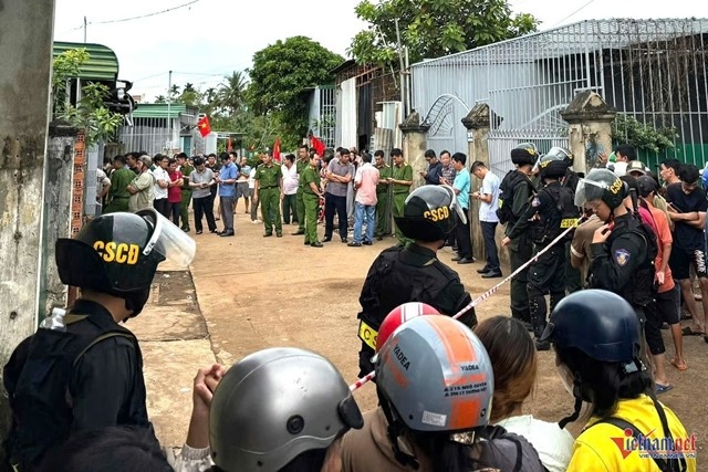 Vụ án mạng xảy ra tại hẻm 20 đường Nguyễn Khoa Đăng, phường Thành Nhất. Ảnh: Hải Dương