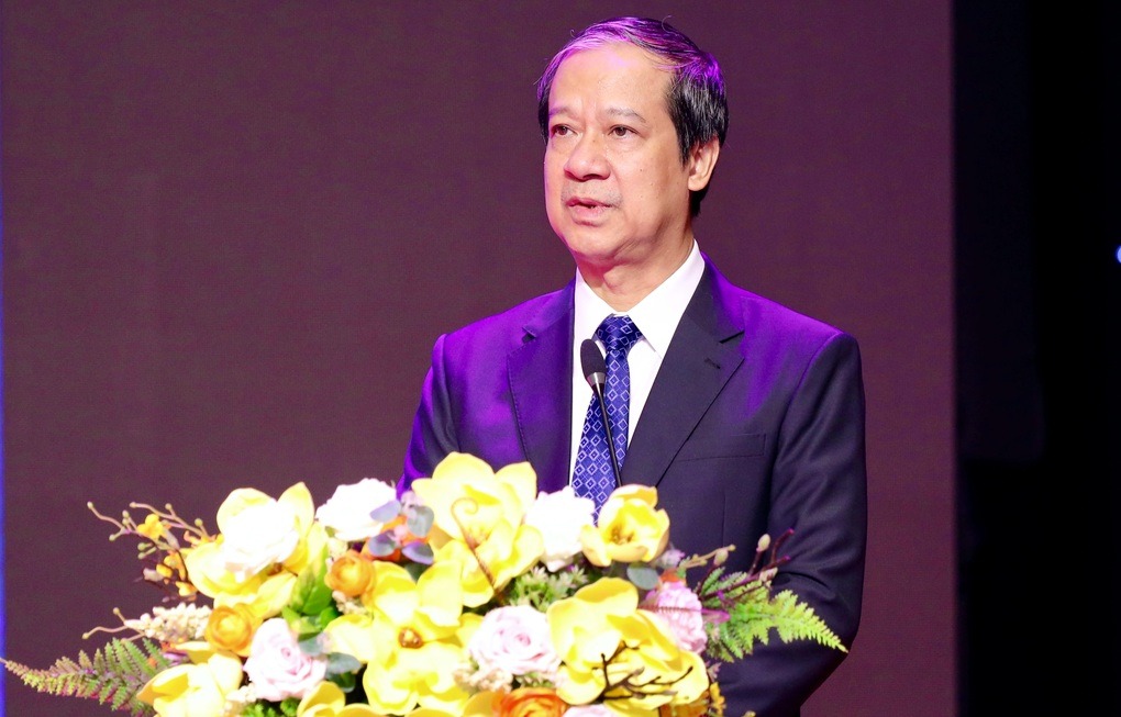 Theo Bộ trưởng Bộ GD&amp;ĐT, việc sắp xếp lại cơ sở gi&aacute;o dục l&agrave; mệnh lệnh, phải thực hiện