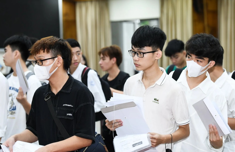 Sau khi biết điểm chuẩn, thí sinh trúng tuyển cần thực hiện bước xác nhận nhập học trực tuyến trên hệ thống của Bộ Giáo dục và Đào tạo trước 17h ngày 30/8/2025. Ảnh minh họa: HUST