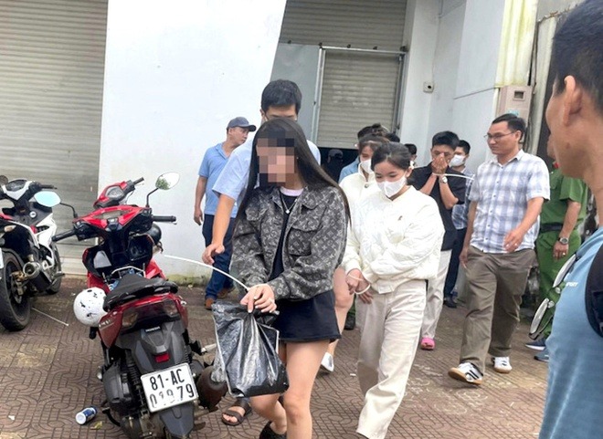 Một số đối tượng bị bắt trong vụ &aacute;n.