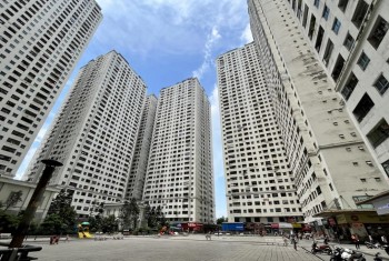 gia-nha-ha-noi-vuot-xa-tam-voi