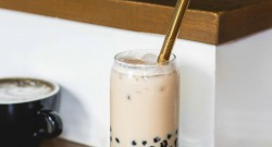 co-gai-20-tuoi-hoai-tu-chan-vi-nghien-mon-do-uong-quen-thuoc